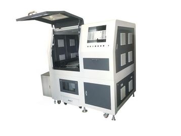 चीन Medical Equipment Fiber Laser Cutting Machine Three Phase 380V/50Hz आपूर्तिकर्ता